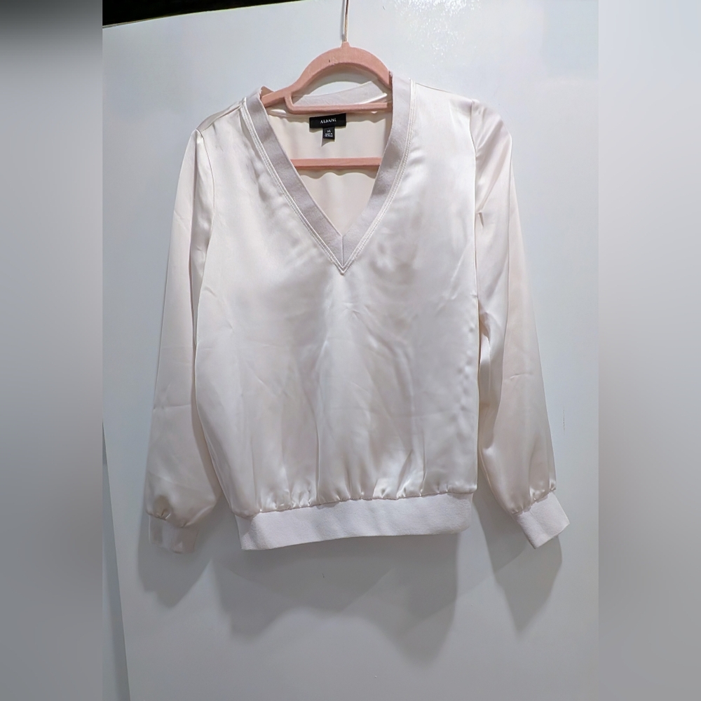 Alfani Light Pink Satin V-Neck Top